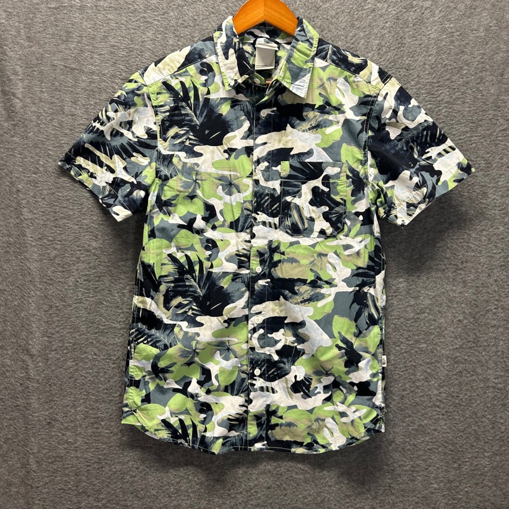 The North Face‎ Mens S Camo Tropical Print Short Sleeve Button Up Shirt NF0A55ND - Picture 2 of 9